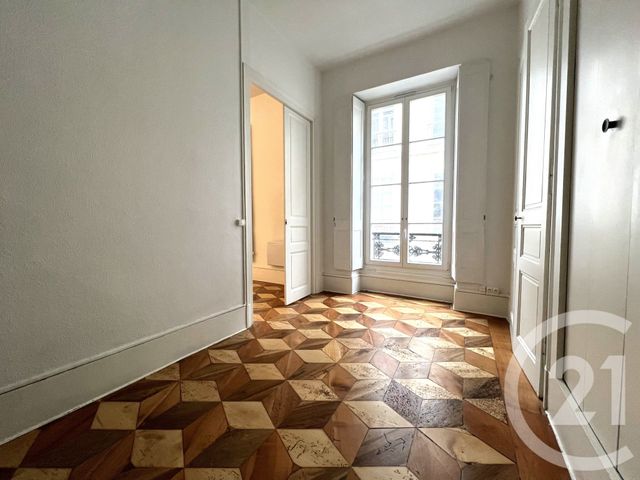 Appartement T2 à louer - 2 pièces - 43.45 m2 - GRENOBLE - 38 - RHONE-ALPES - Century 21 Victor Hugo