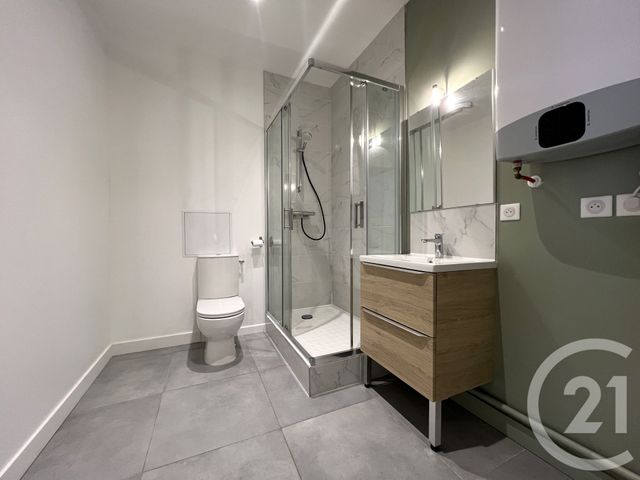 Appartement T2 à louer - 2 pièces - 43.45 m2 - GRENOBLE - 38 - RHONE-ALPES - Century 21 Victor Hugo