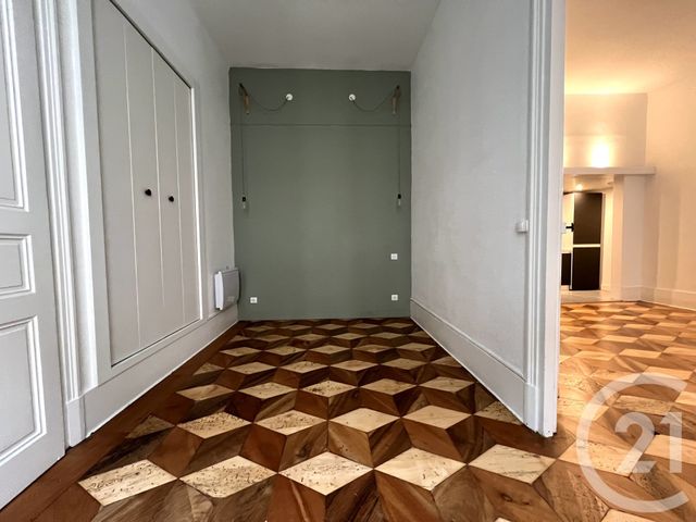 Appartement T2 à louer - 2 pièces - 43.45 m2 - GRENOBLE - 38 - RHONE-ALPES - Century 21 Victor Hugo