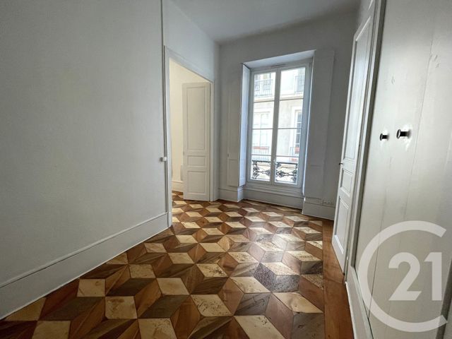Appartement T2 à louer - 2 pièces - 43.45 m2 - GRENOBLE - 38 - RHONE-ALPES - Century 21 Victor Hugo