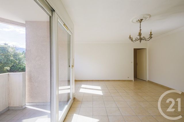 Appartement T4 à vendre - 4 pièces - 86.0 m2 - GRENOBLE - 38 - RHONE-ALPES - Century 21 Victor Hugo
