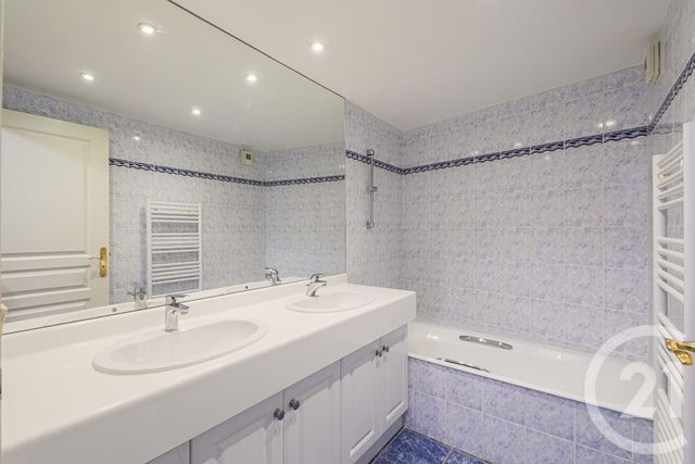 Appartement T3 à vendre - 3 pièces - 69.0 m2 - GRENOBLE - 38 - RHONE-ALPES - Century 21 Victor Hugo