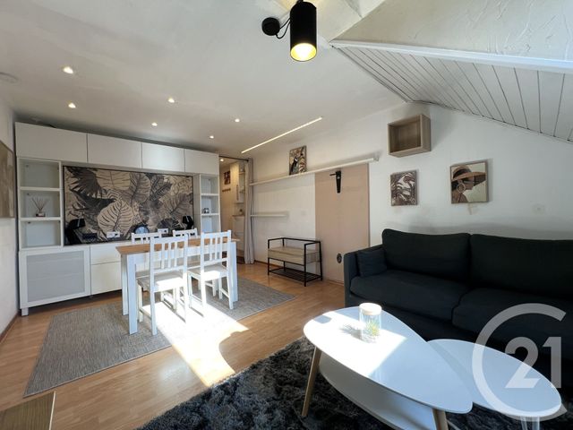 Appartement T2 à louer - 2 pièces - 32.07 m2 - GRENOBLE - 38 - RHONE-ALPES - Century 21 Victor Hugo