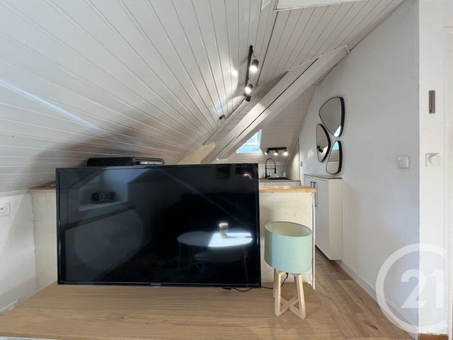 Appartement T2 à louer - 2 pièces - 32.07 m2 - GRENOBLE - 38 - RHONE-ALPES - Century 21 Victor Hugo