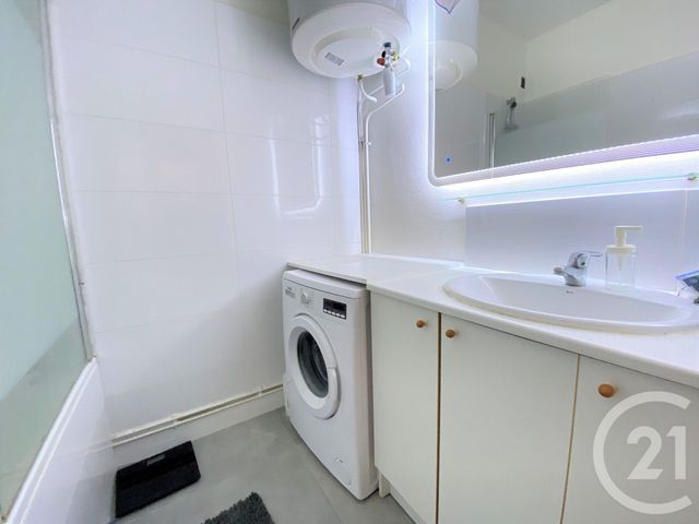 Appartement T1 à vendre - 1 pièce - 40.5 m2 - GRENOBLE - 38 - RHONE-ALPES - Century 21 Victor Hugo