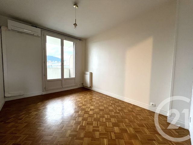 Appartement T3 à louer - 3 pièces - 67.92 m2 - GRENOBLE - 38 - RHONE-ALPES - Century 21 Victor Hugo