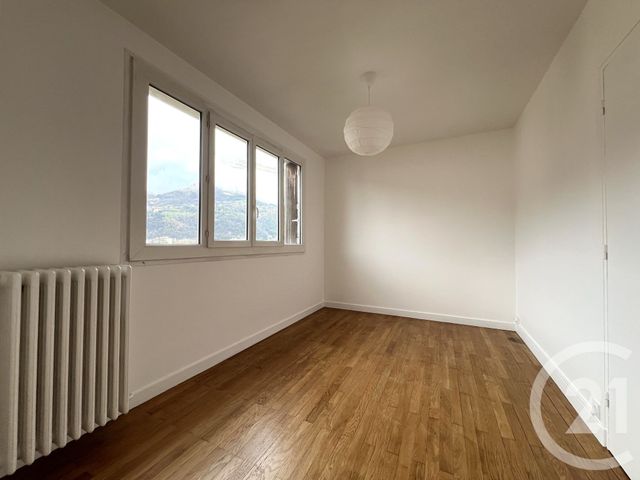 Appartement T3 à louer - 3 pièces - 78.83 m2 - MEYLAN - 38 - RHONE-ALPES - Century 21 Victor Hugo