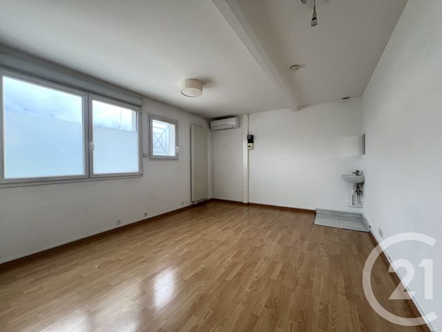 commerce - MONTBONNOT ST MARTIN - 38