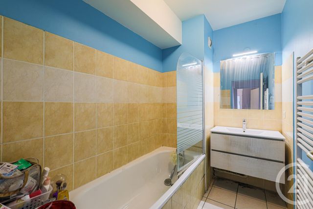 Appartement T3 à vendre - 3 pièces - 68.5 m2 - GRENOBLE - 38 - RHONE-ALPES - Century 21 Victor Hugo