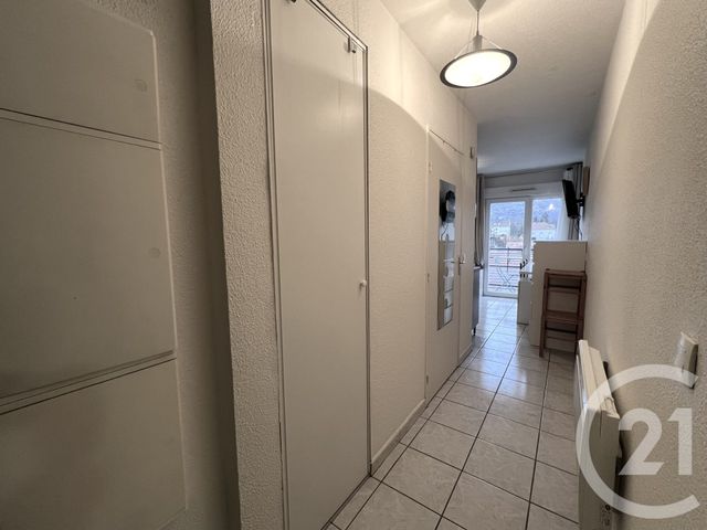 Appartement Studio à louer - 1 pièce - 18.18 m2 - ST MARTIN D HERES - 38 - RHONE-ALPES - Century 21 Victor Hugo