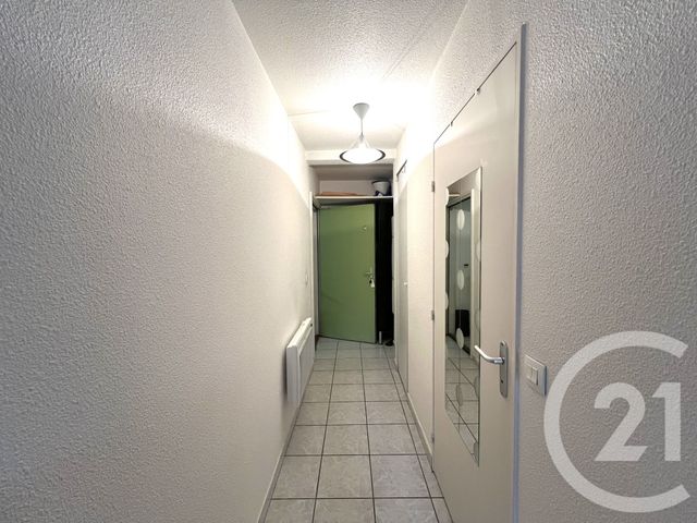 Appartement Studio à louer - 1 pièce - 18.18 m2 - ST MARTIN D HERES - 38 - RHONE-ALPES - Century 21 Victor Hugo