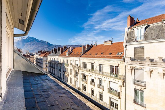 Appartement T2 à vendre - 2 pièces - 59.52 m2 - GRENOBLE - 38 - RHONE-ALPES - Century 21 Victor Hugo
