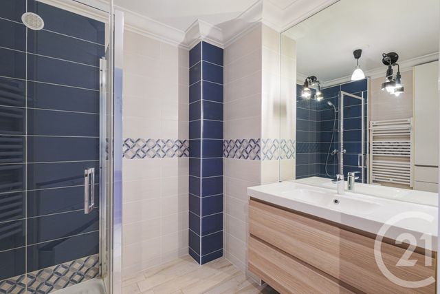 Appartement T4 à vendre - 4 pièces - 103.0 m2 - GRENOBLE - 38 - RHONE-ALPES - Century 21 Victor Hugo