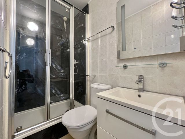 Appartement Studio à louer - 1 pièce - 20.6 m2 - GRENOBLE - 38 - RHONE-ALPES - Century 21 Victor Hugo