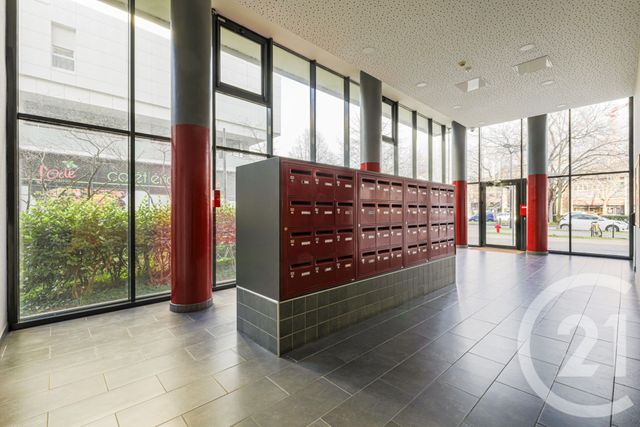 Appartement F1 à vendre - 1 pièce - 25.0 m2 - GRENOBLE - 38 - RHONE-ALPES - Century 21 Victor Hugo