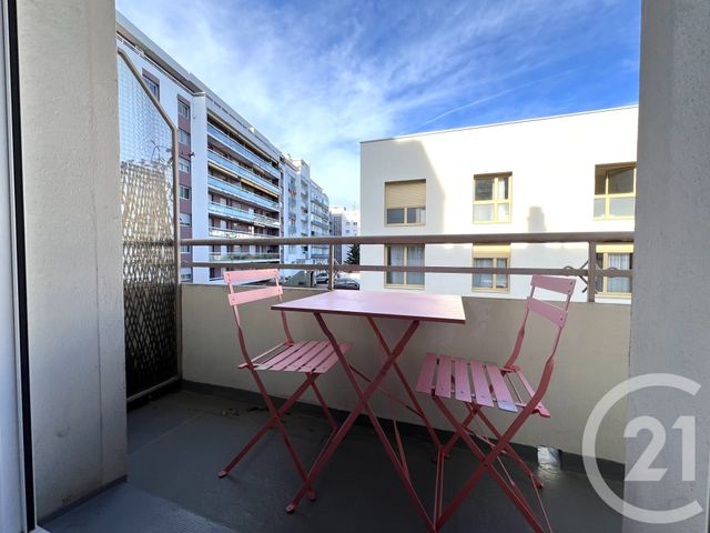 Appartement T2 à louer - 2 pièces - 42.47 m2 - GRENOBLE - 38 - RHONE-ALPES - Century 21 Victor Hugo