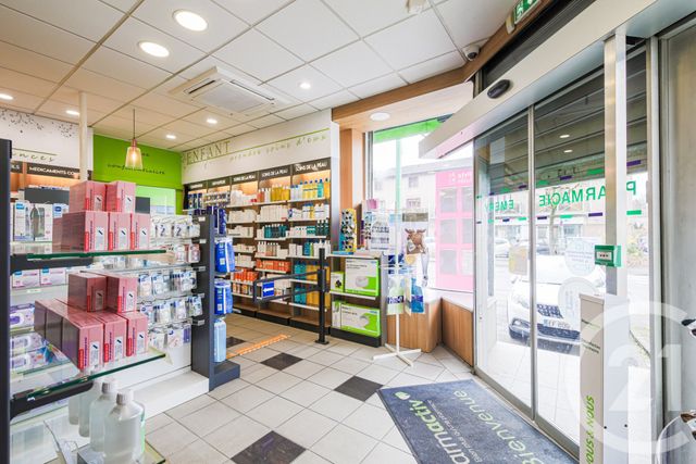 commerce à vendre - 80.85 m2 - ST MARTIN D HERES - 38 - RHONE-ALPES - Century 21 Victor Hugo