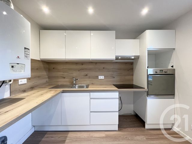 Appartement T4 à louer - 4 pièces - 62.83 m2 - GRENOBLE - 38 - RHONE-ALPES - Century 21 Victor Hugo