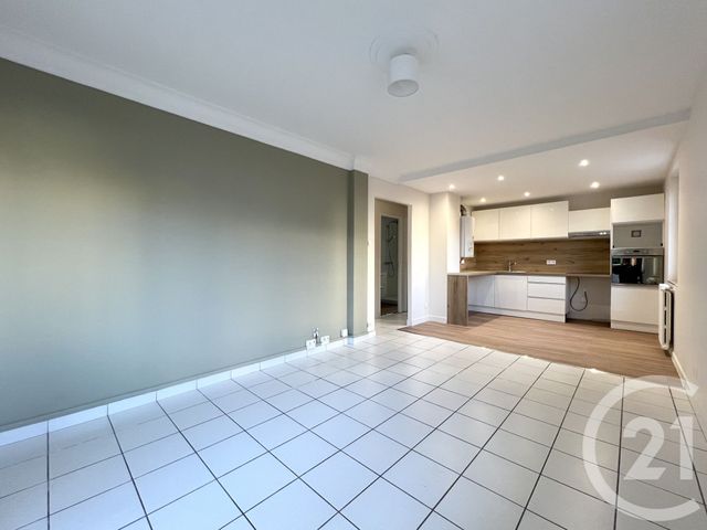 Appartement T4 à louer - 4 pièces - 62.83 m2 - GRENOBLE - 38 - RHONE-ALPES - Century 21 Victor Hugo