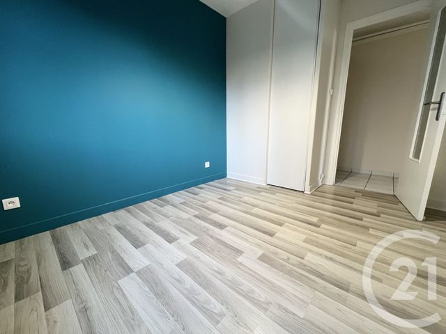 Appartement T4 à louer - 4 pièces - 62.83 m2 - GRENOBLE - 38 - RHONE-ALPES - Century 21 Victor Hugo