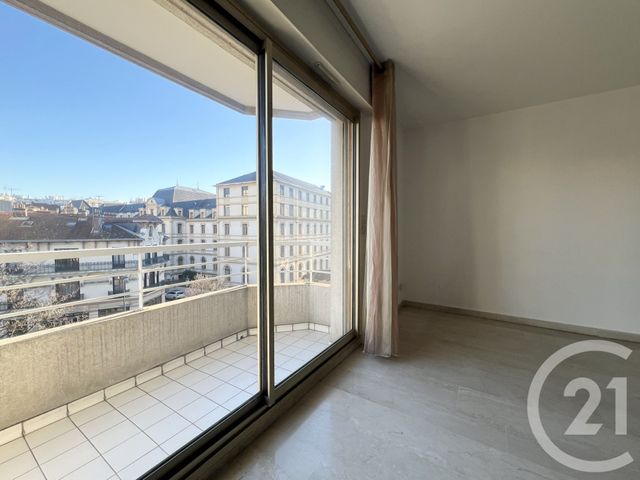 Appartement T2 à louer - 2 pièces - 64.04 m2 - GRENOBLE - 38 - RHONE-ALPES - Century 21 Victor Hugo