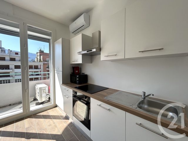 Appartement T2 à louer - 2 pièces - 34.64 m2 - GRENOBLE - 38 - RHONE-ALPES - Century 21 Victor Hugo
