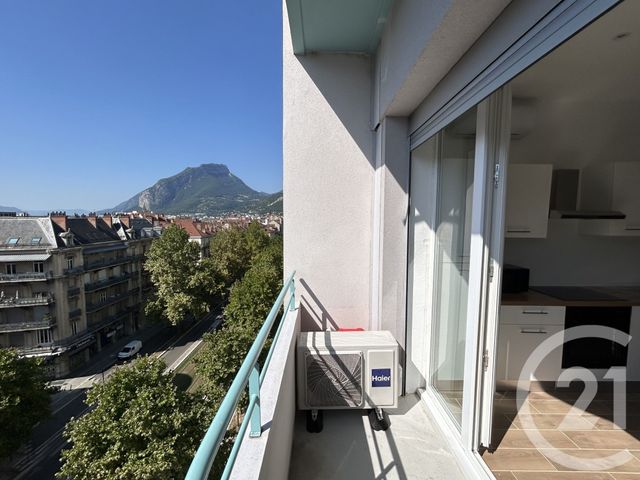 Appartement T2 à louer - 2 pièces - 34.64 m2 - GRENOBLE - 38 - RHONE-ALPES - Century 21 Victor Hugo
