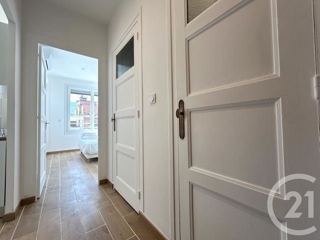 Appartement T2 à louer - 2 pièces - 34.64 m2 - GRENOBLE - 38 - RHONE-ALPES - Century 21 Victor Hugo