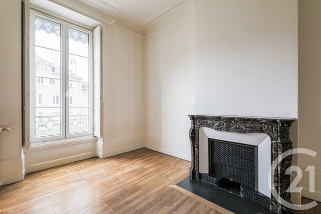 Appartement T2 à vendre - 2 pièces - 77.58 m2 - GRENOBLE - 38 - RHONE-ALPES - Century 21 Victor Hugo