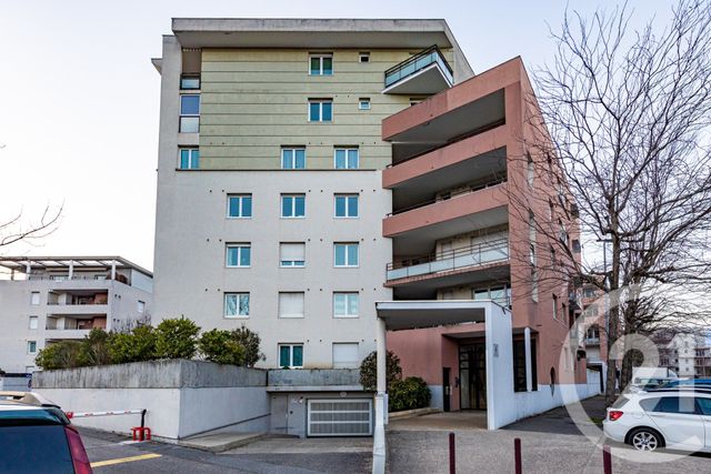 Appartement T5 à vendre - 5 pièces - 108.0 m2 - ECHIROLLES - 38 - RHONE-ALPES - Century 21 Victor Hugo