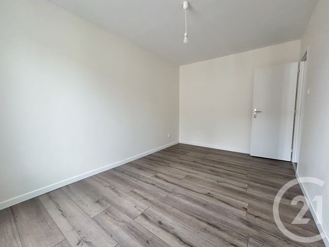 Appartement T2 à louer - 2 pièces - 41.84 m2 - GRENOBLE - 38 - RHONE-ALPES - Century 21 Victor Hugo