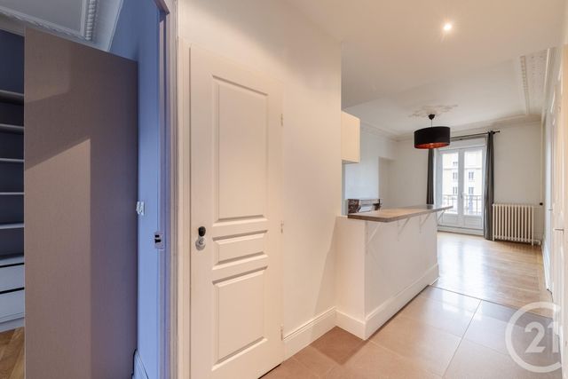 Appartement T3 à louer - 3 pièces - 57.6 m2 - GRENOBLE - 38 - RHONE-ALPES - Century 21 Victor Hugo