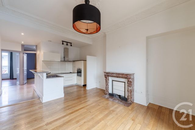 Appartement T3 à louer - 3 pièces - 57.6 m2 - GRENOBLE - 38 - RHONE-ALPES - Century 21 Victor Hugo