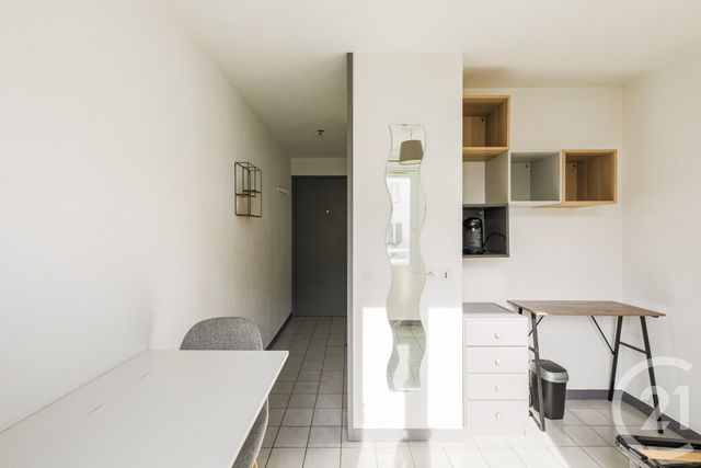 Appartement Studio à vendre - 1 pièce - 14.5 m2 - GRENOBLE - 38 - RHONE-ALPES - Century 21 Victor Hugo