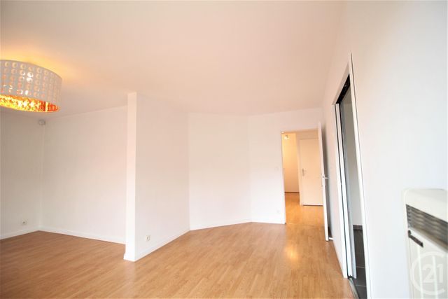 Appartement T4 à louer - 4 pièces - 79.5 m2 - GRENOBLE - 38 - RHONE-ALPES - Century 21 Victor Hugo