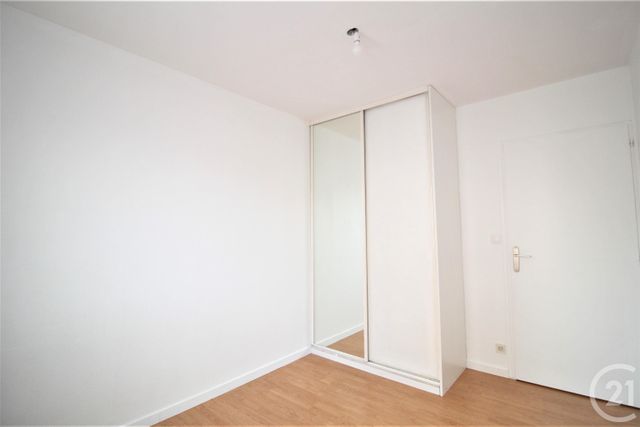 Appartement T4 à louer - 4 pièces - 79.5 m2 - GRENOBLE - 38 - RHONE-ALPES - Century 21 Victor Hugo