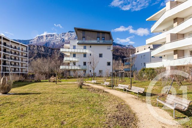 Appartement T3 à vendre - 3 pièces - 64.45 m2 - LE PONT DE CLAIX - 38 - RHONE-ALPES - Century 21 Victor Hugo