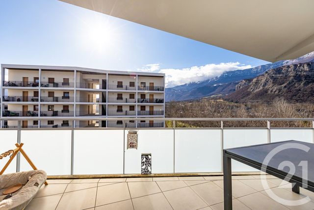 Appartement T3 à vendre - 3 pièces - 64.45 m2 - LE PONT DE CLAIX - 38 - RHONE-ALPES - Century 21 Victor Hugo