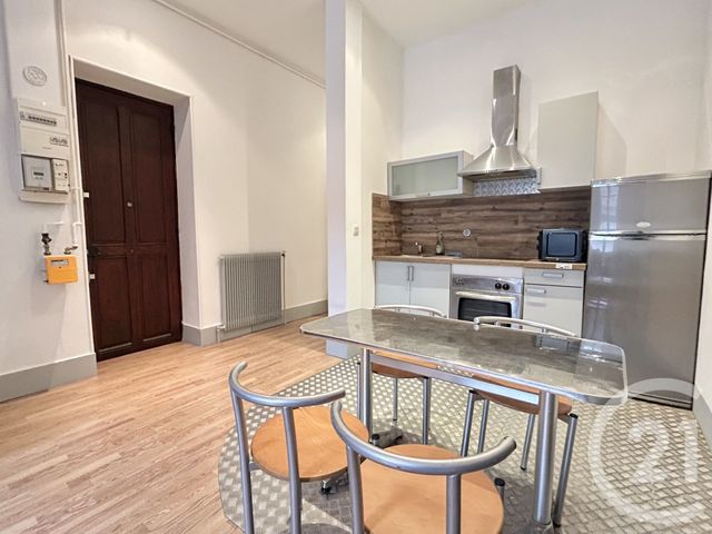 Appartement T2 à louer - 2 pièces - 40.13 m2 - GRENOBLE - 38 - RHONE-ALPES - Century 21 Victor Hugo