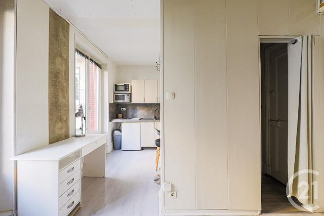 Appartement Studio à vendre - 1 pièce - 18.6 m2 - GRENOBLE - 38 - RHONE-ALPES - Century 21 Victor Hugo