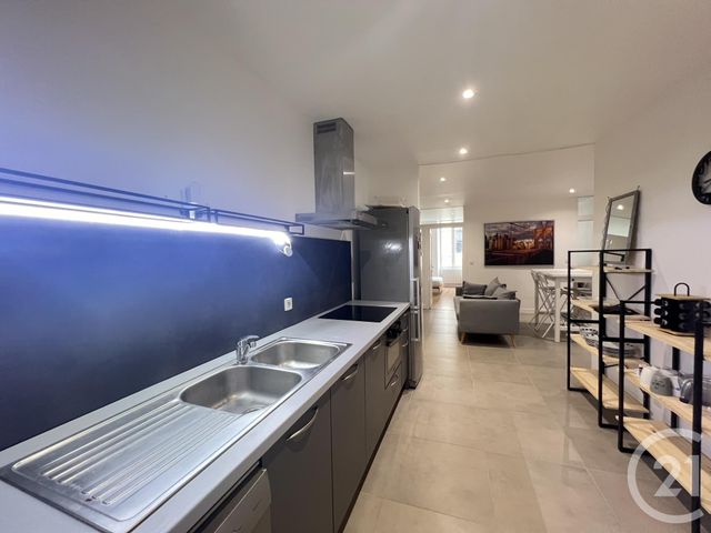 Appartement T4 à louer - 4 pièces - 69.81 m2 - GRENOBLE - 38 - RHONE-ALPES - Century 21 Victor Hugo