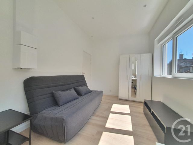 Appartement Studio à louer - 1 pièce - 19.58 m2 - GRENOBLE - 38 - RHONE-ALPES - Century 21 Victor Hugo