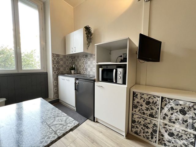 Appartement Studio à louer - 1 pièce - 15.32 m2 - GRENOBLE - 38 - RHONE-ALPES - Century 21 Victor Hugo
