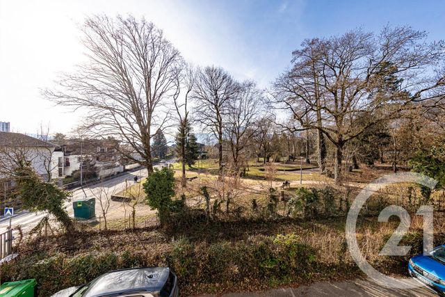 Appartement F4 à vendre - 4 pièces - 62.5 m2 - LA TRONCHE - 38 - RHONE-ALPES - Century 21 Victor Hugo