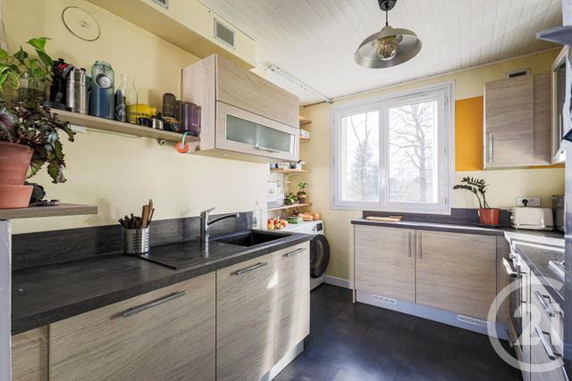 Appartement F4 à vendre - 4 pièces - 62.5 m2 - LA TRONCHE - 38 - RHONE-ALPES - Century 21 Victor Hugo