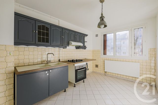 Appartement F4 à vendre - 4 pièces - 82.0 m2 - FONTAINE - 38 - RHONE-ALPES - Century 21 Victor Hugo
