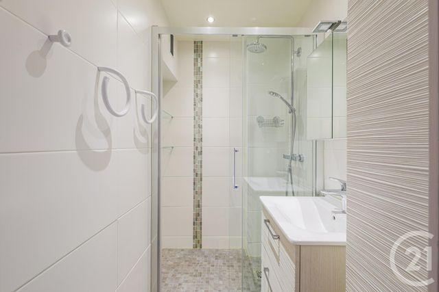 Appartement F3 à vendre - 3 pièces - 60.0 m2 - GRENOBLE - 38 - RHONE-ALPES - Century 21 Victor Hugo