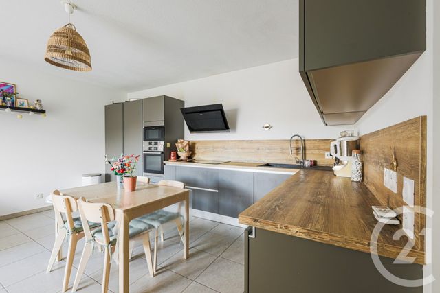 Appartement F3 à vendre - 3 pièces - 75.67 m2 - EYBENS - 38 - RHONE-ALPES - Century 21 Victor Hugo