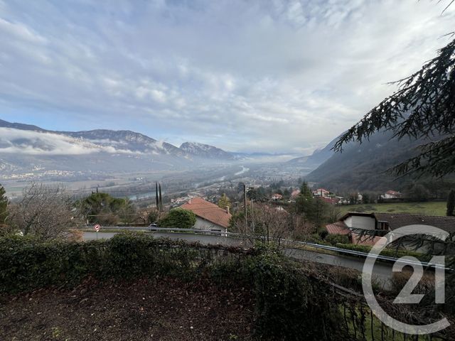 Appartement T4 à louer - 4 pièces - 103.82 m2 - VEUREY VOROIZE - 38 - RHONE-ALPES - Century 21 Victor Hugo