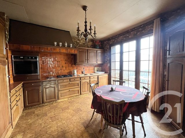 Appartement T4 à louer - 4 pièces - 103.82 m2 - VEUREY VOROIZE - 38 - RHONE-ALPES - Century 21 Victor Hugo